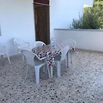 Pineta Vista Mare 아파트 *