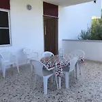 Pineta Vista Mare 아파트 *