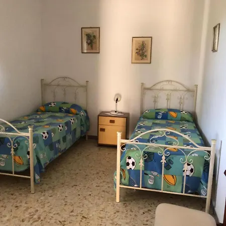 Pineta Vista Mare Apartment San Menaio