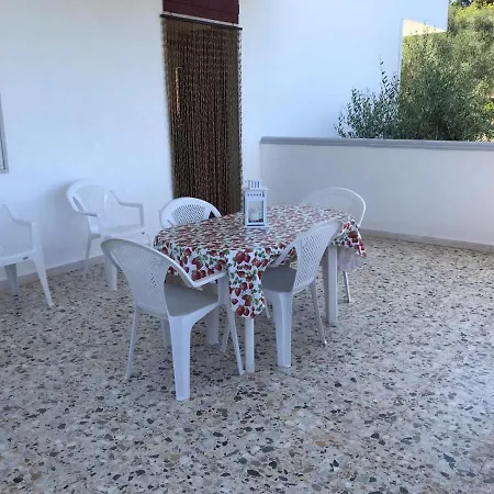 Pineta Vista Mare Apartment *