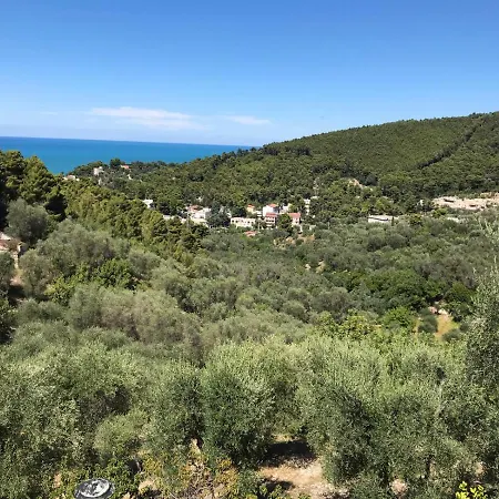 Pineta Vista Mare Apartment San Menaio