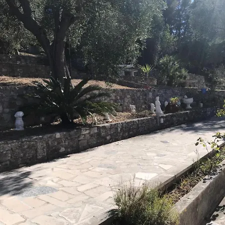 Pineta Vista Mare Apartment San Menaio